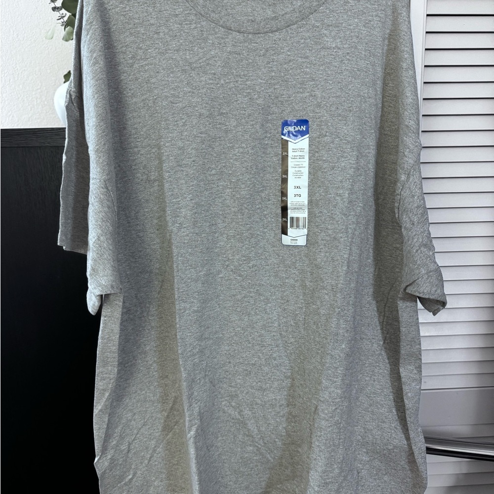 Gildan Classic Gray Short Sleeve Tee